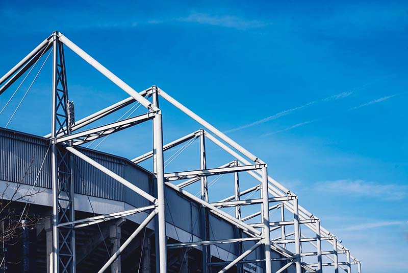Stadion im Abendlicht